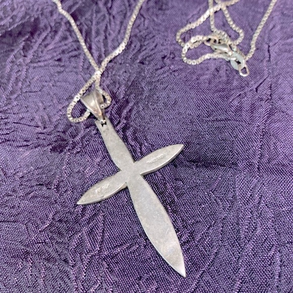 Sterling Silver Inlaid Abalone Cross Pendant with a 20 Inch Chain - Picture 2 of 4